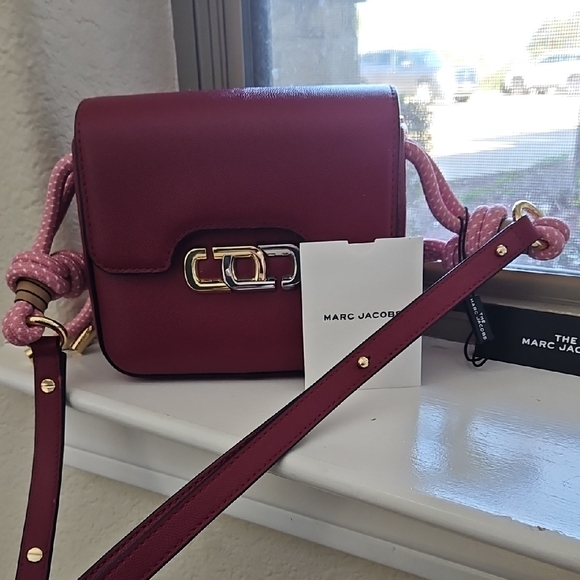 Mark Jacobs Crossbody Leather Bag With Gold And Silver...